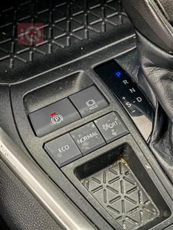 تويوتا راف 4